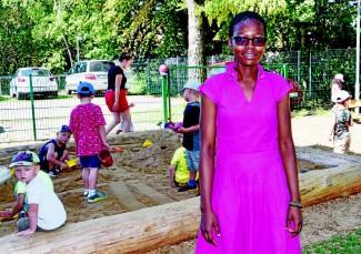 Leah Kavuli kommt aus Nairobi und arbeitet für ein Jahr im evangelischen Haus für Kinder in Hersbruck. 